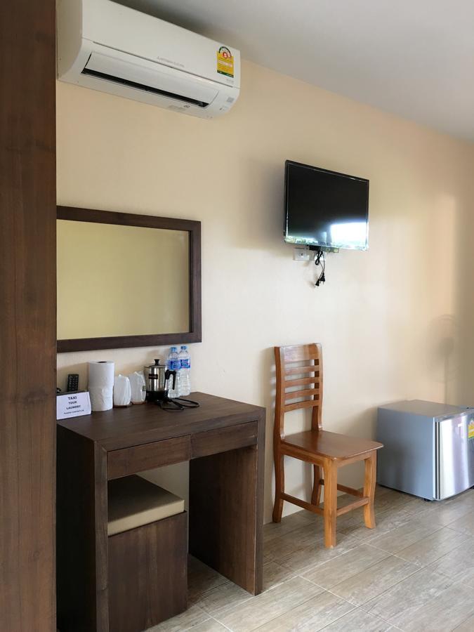 Khao Lak Golden Coconut Hotel Buitenkant foto
